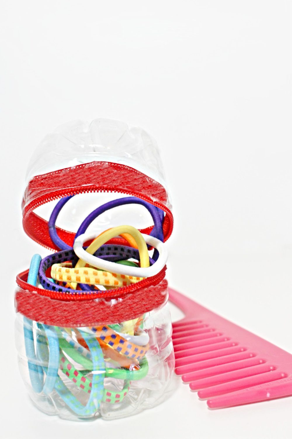 DIY zippered snack box