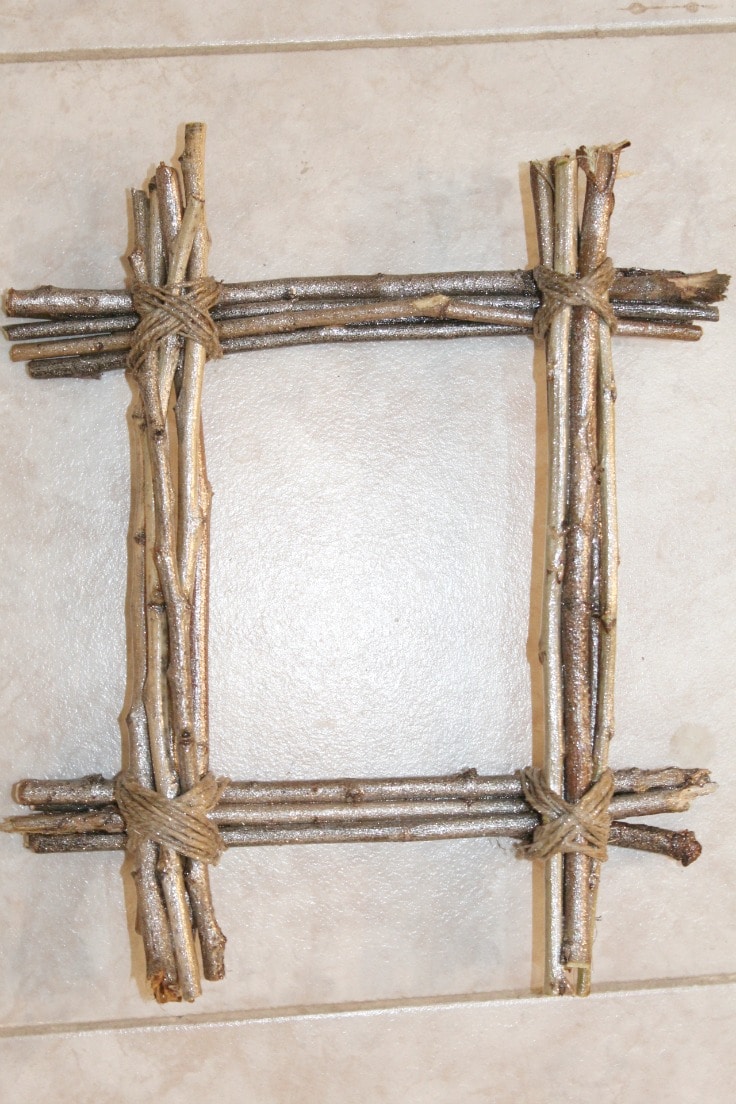 Twig Frame Rustic Home Decor - Easy Peasy Creative Ideas