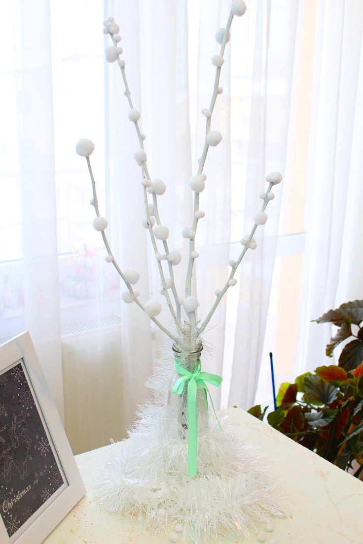 Decorative branches for vases