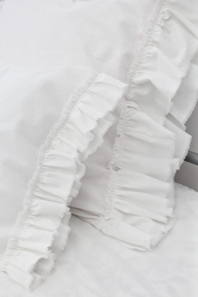 Ruffled Pillow Case Easy Sewing Tutorial Easy Peasy Creative Ideas