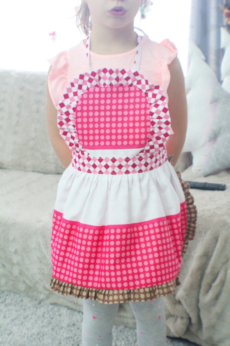 Child's apron pattern