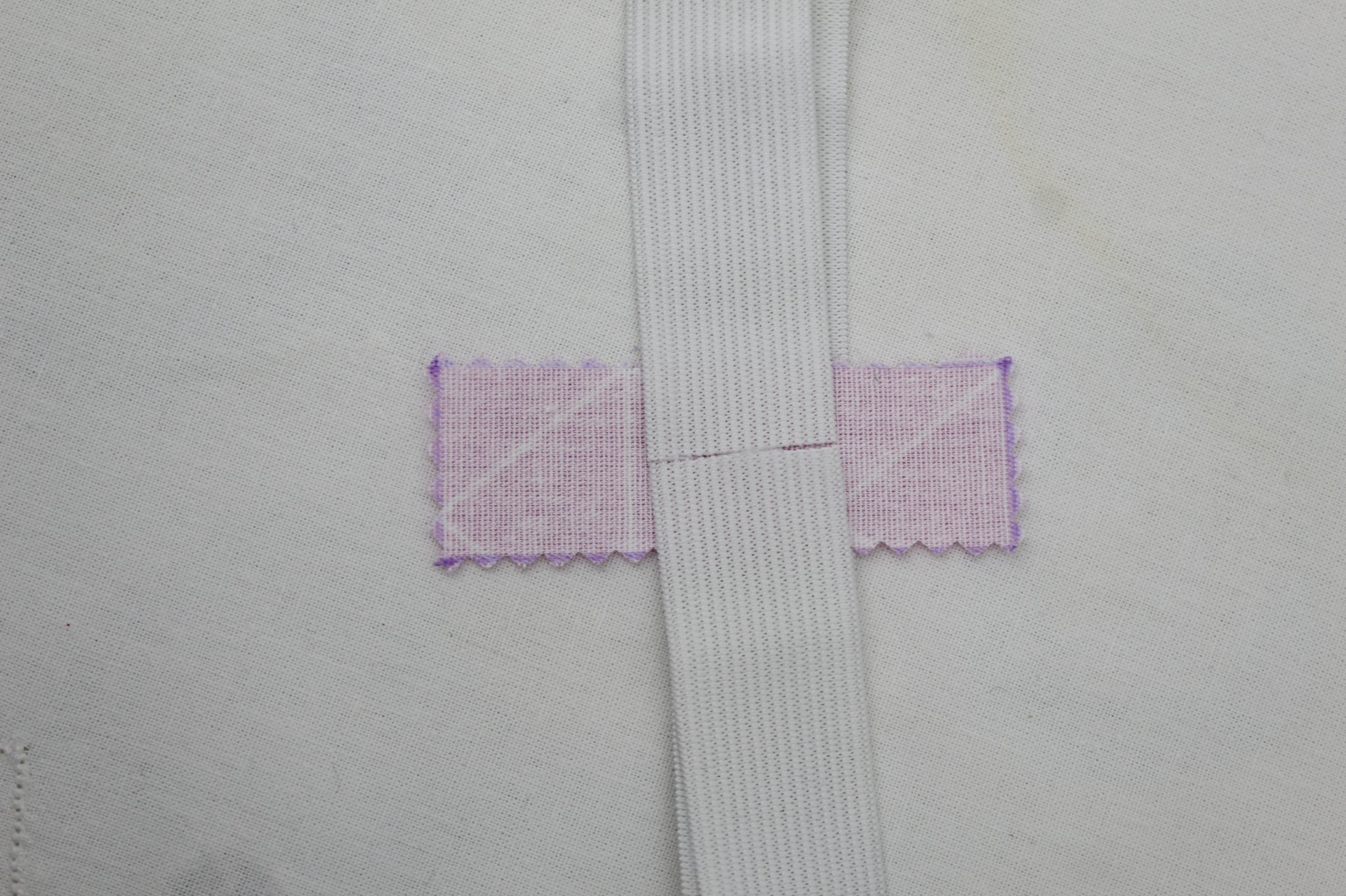How to sew elastic together