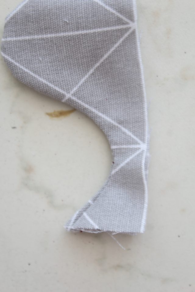 Clipping And Notching Seam Allowances Correctly - Easy Peasy Creative Ideas