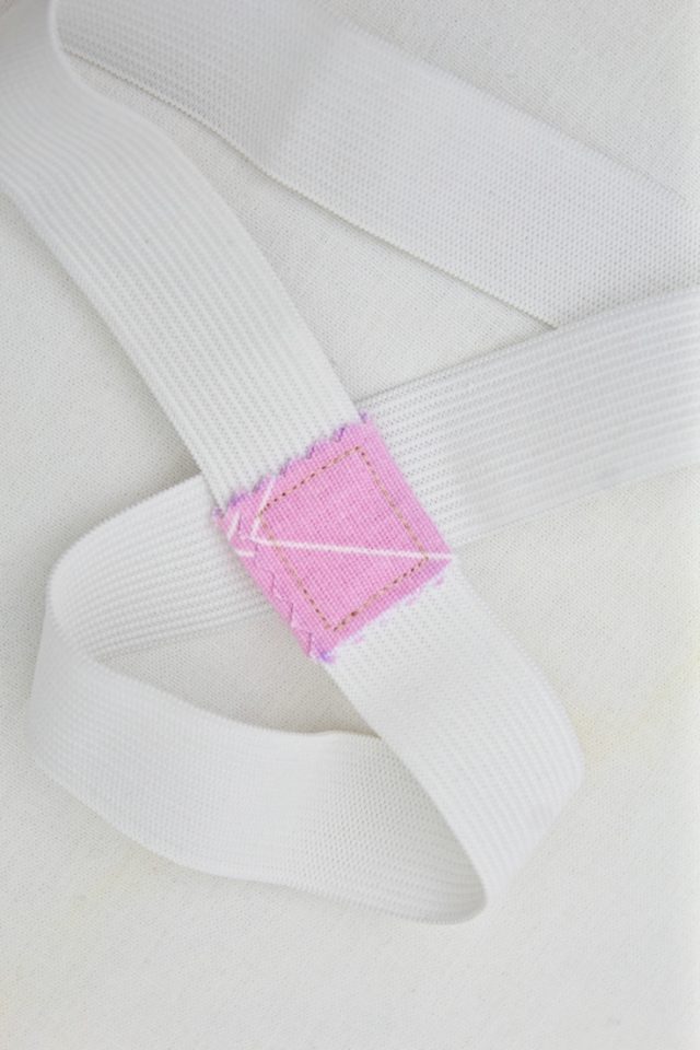 How to sew elastic together Easy Peasy Creative Ideas