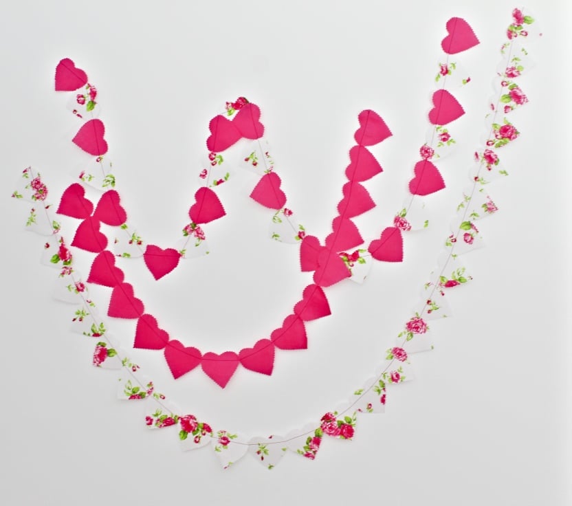 Valentine bunting