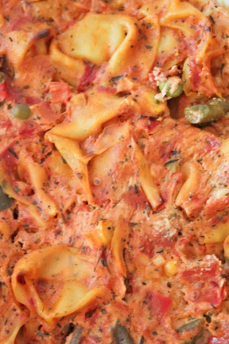 Vegetable tortellini bake