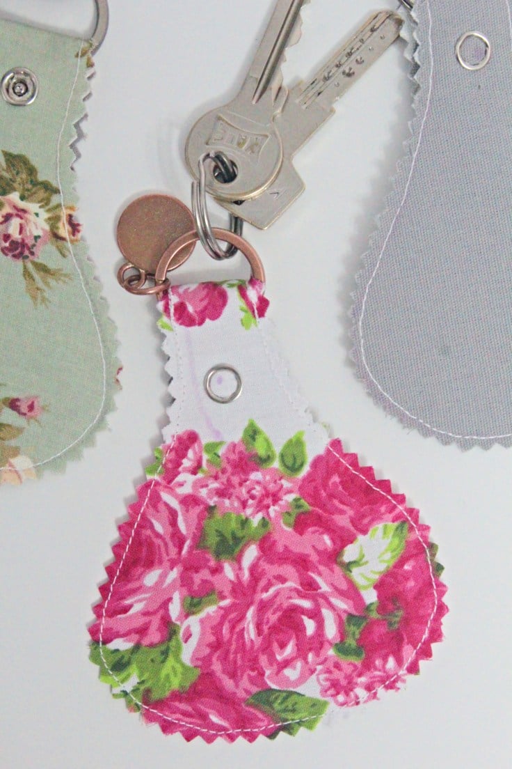 27 Fabulous DIY Keychain Ideas You Need to Make  Diy and crafts sewing, Diy  keychain, Diy gifts