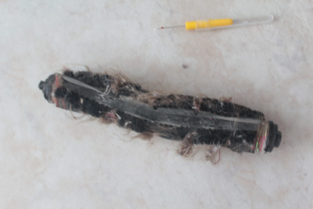 How To Clean Vacuum Brush Easily Easy Peasy Creative Ideas