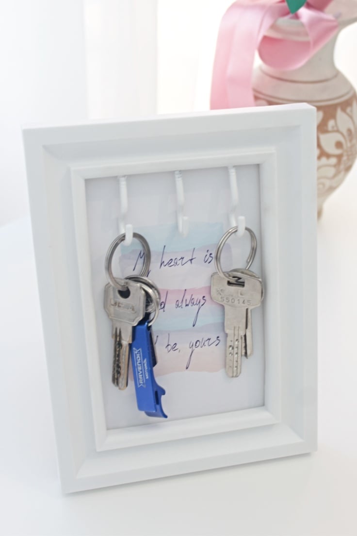 Frame key holder