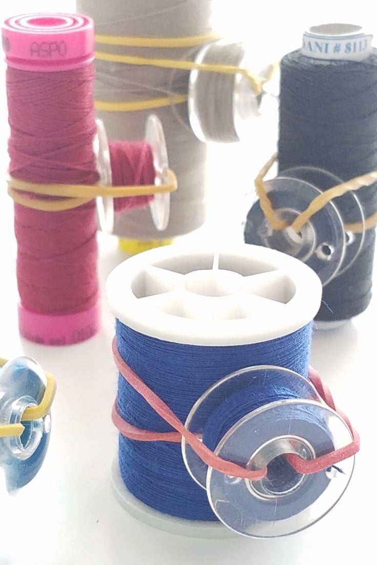 DIY Bobbin Organizer - 2 Easy Ideas - Upcycling 