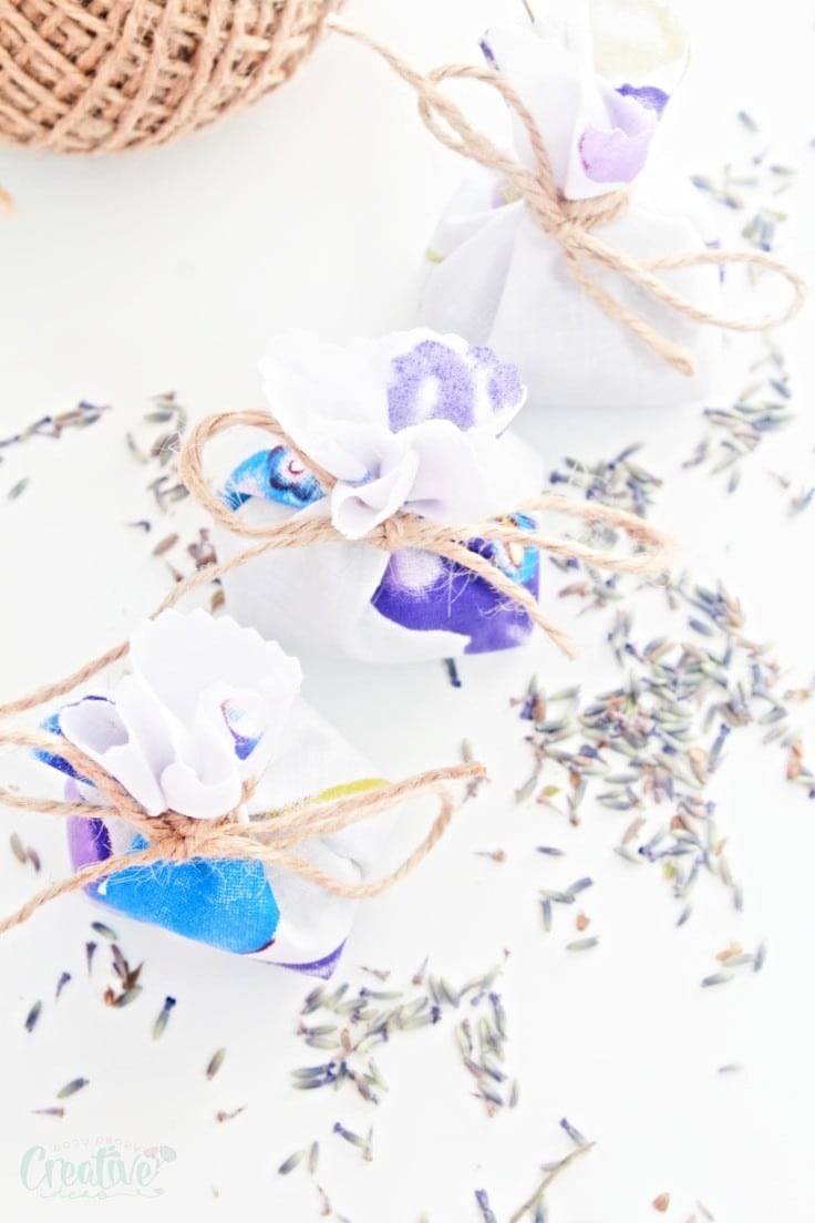 How to make lavender bags