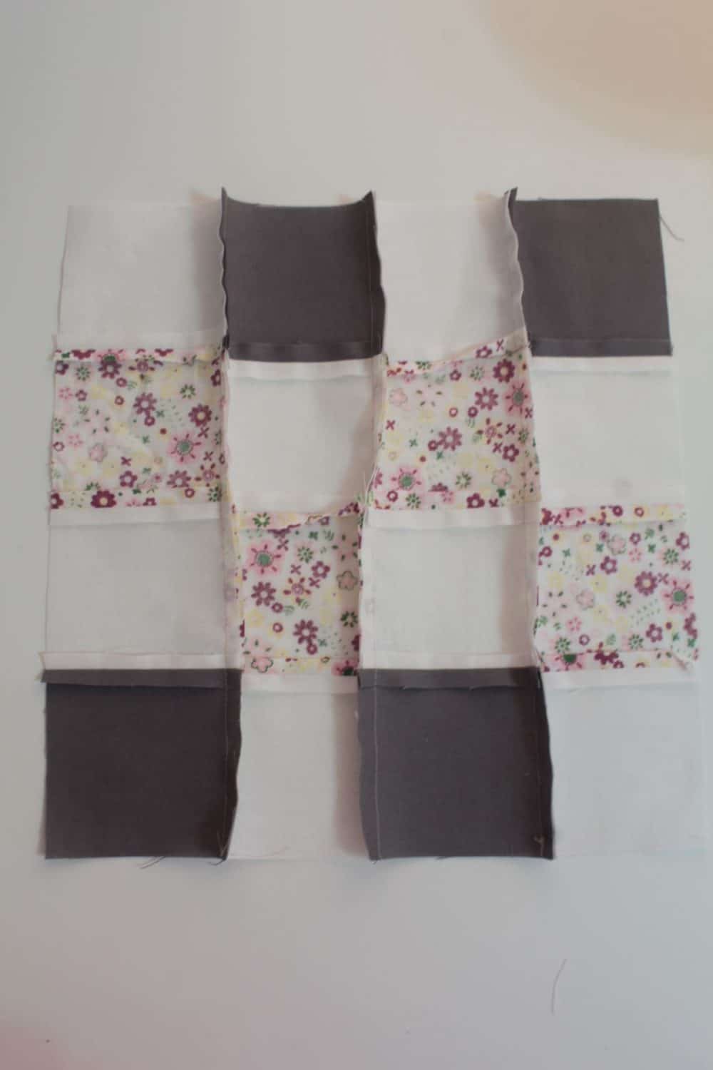 Quilted Sewing Mat With Thread Catcher - Easy Peasy Creative Ideas