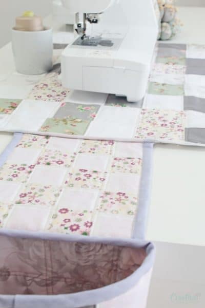 Quilted Sewing Mat With Thread Catcher - Easy Peasy Creative Ideas