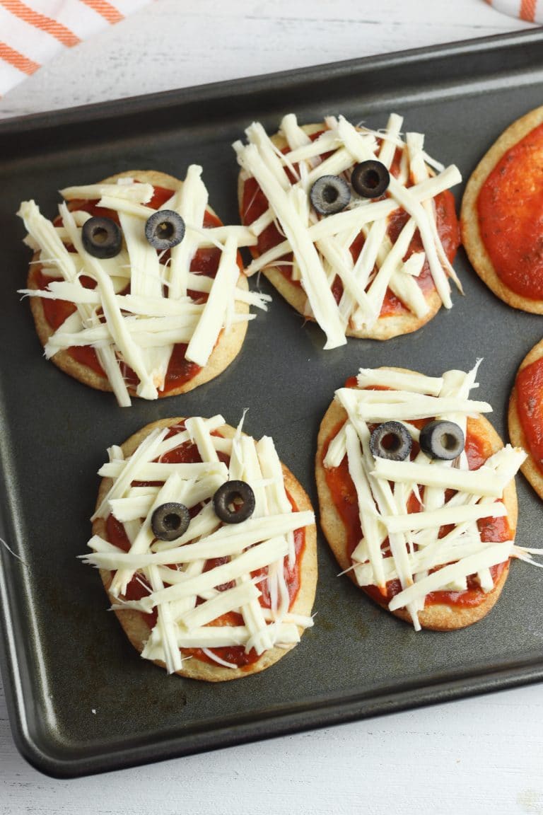 Mummy Pizzas Great Last Minute Halloween Appetizer