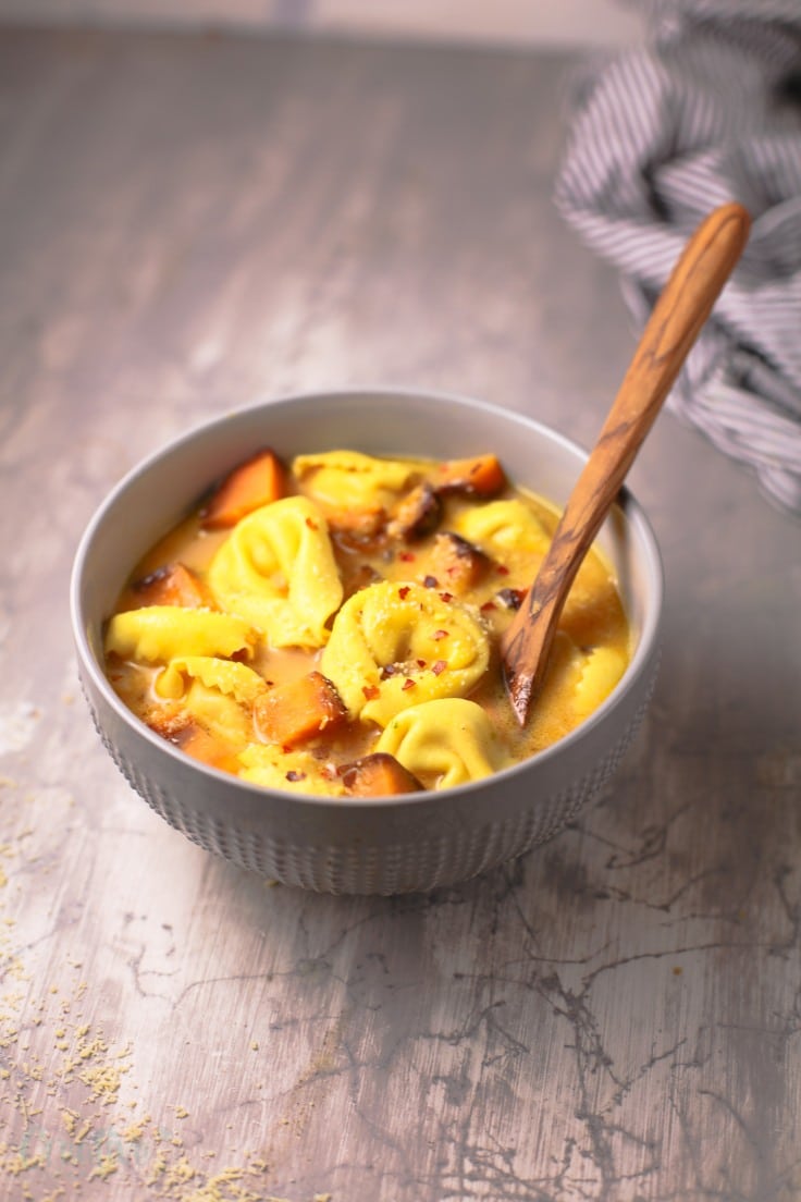 Tortellini soup with beef
