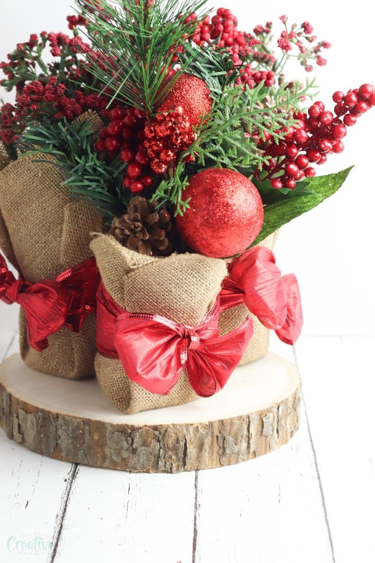 DIY Christmas Centerpieces With Recycled Tin Cans Burlap   Cheap Christmas Centerpieces 