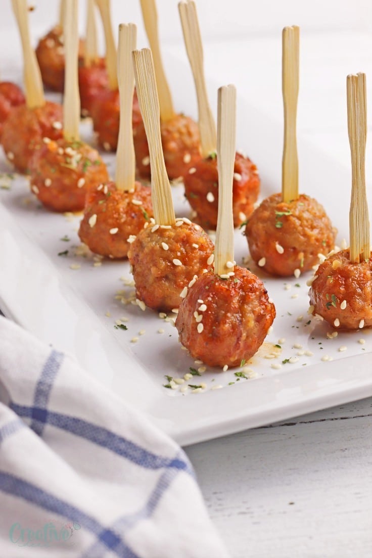 These easy Slow cooker Asian meatballs will blow your mind