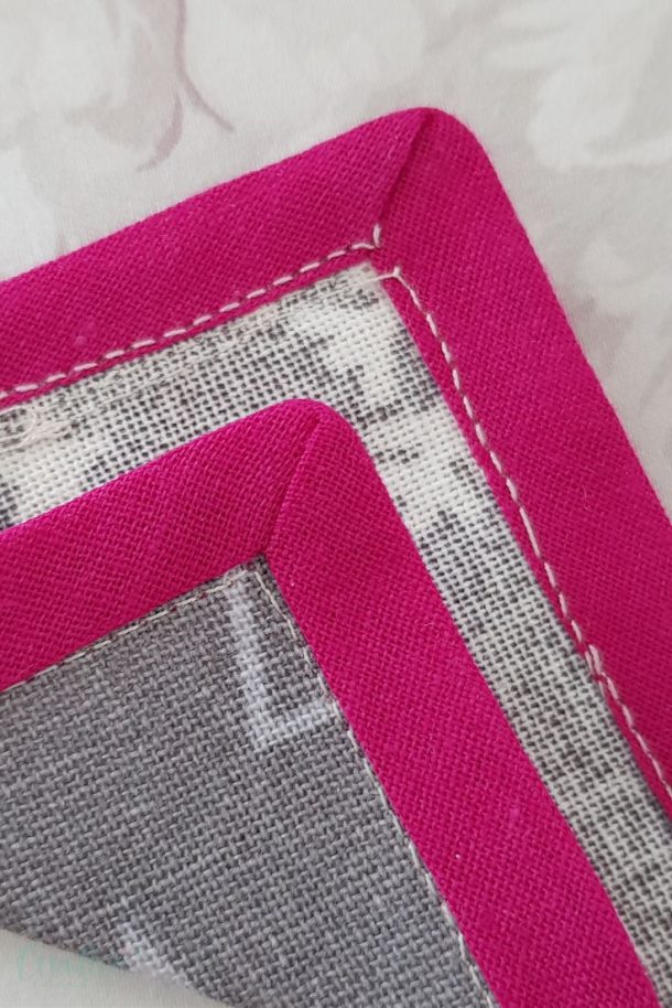How to Sew Mitered Corners With Bias Tape Easy Peasy Creative Ideas