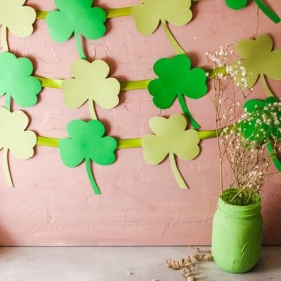 DIY St Patrick’s Day backdrop