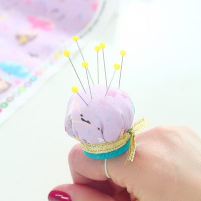 Super cute, easy and quick finger pincushion you need to make right now