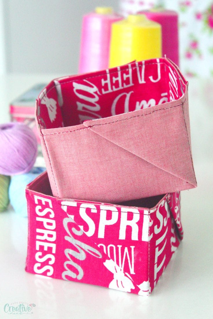 These fabulous mini fabric baskets are so easy and quick to sew