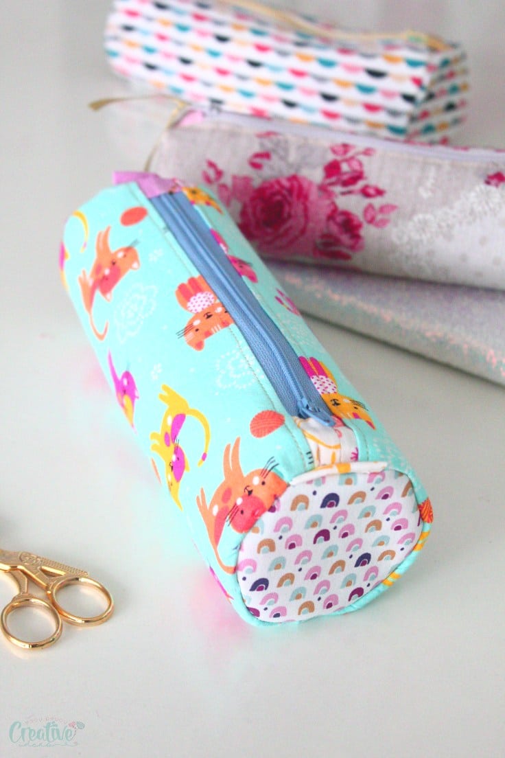 This round pencil case pattern is so easy and adorable, you’ll love sewing it!
