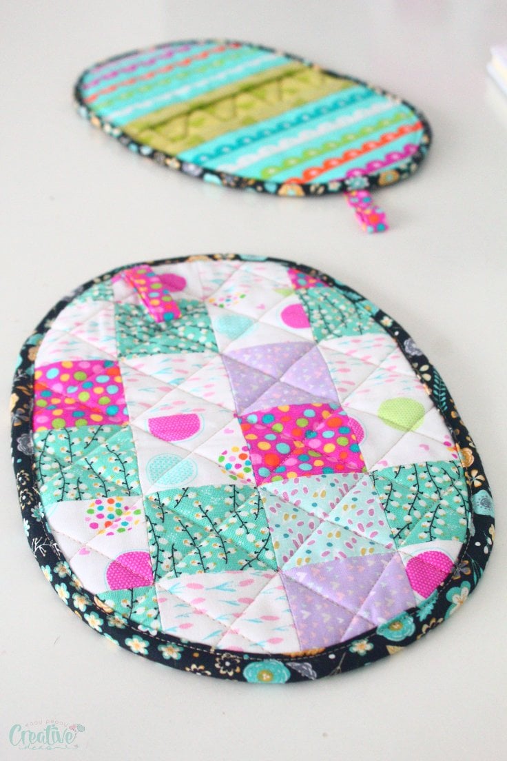 Made a cute set of potholders to give me some confidence in the middle of a  really challenging project! : r/quilting