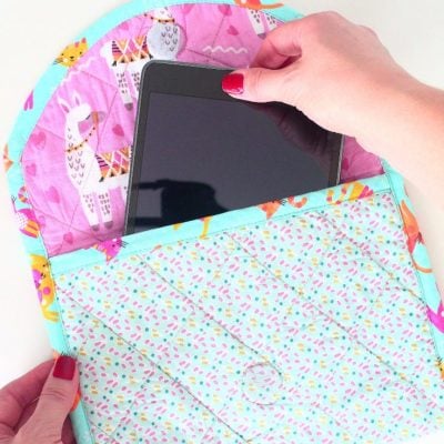 Super easy and quick quilted tablet case you need to try today