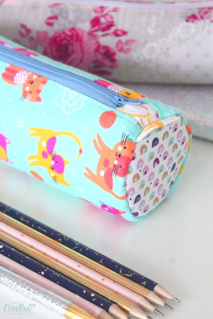 Round pencil case