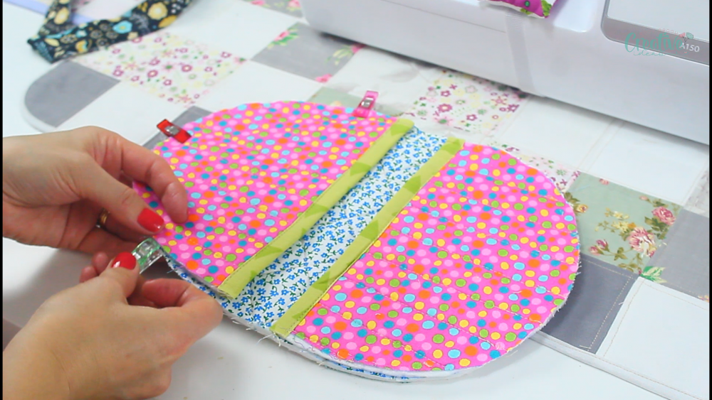 15 Minute DIY to Try: DIY Potholders (Using Just One Supply and Your Hands)  - Paper and Stitch