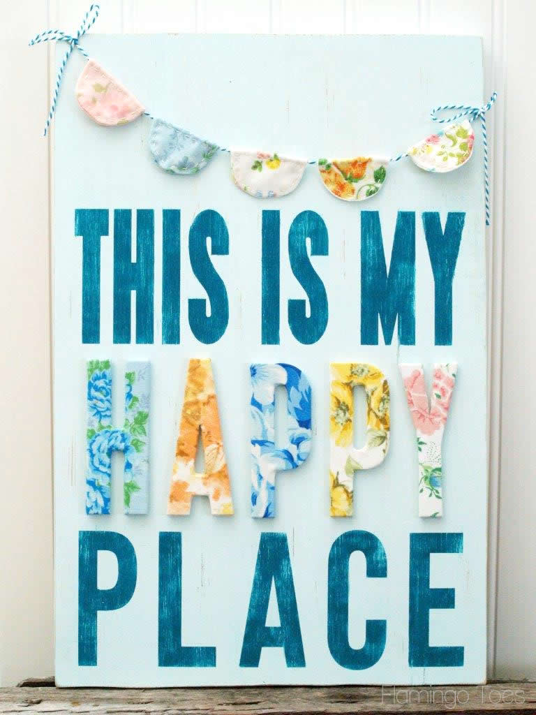 Happy Place Sign DIY room decor idea