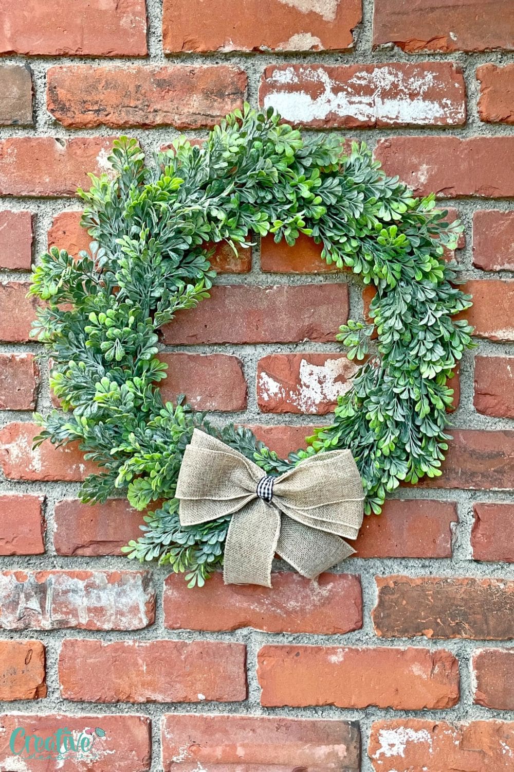 Easy DIY Christmas wreath
