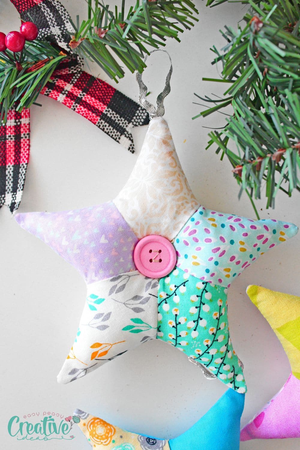 Patchwork star ornament sewn with a Christmas star pattern