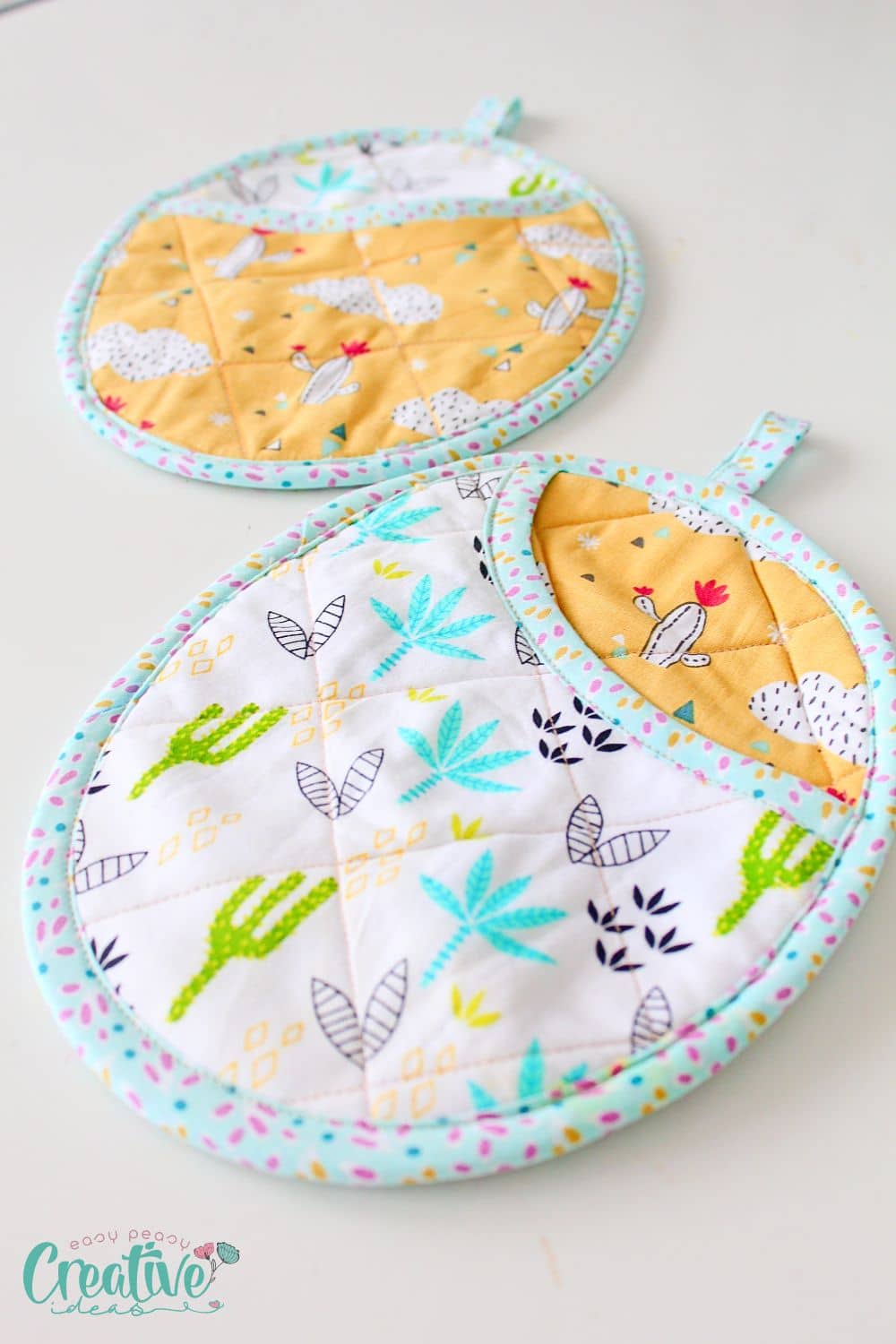 Oval shaped potholders with pockets