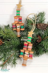 Wooden Spool Christmas Ornaments - Easy Peasy Creative Ideas