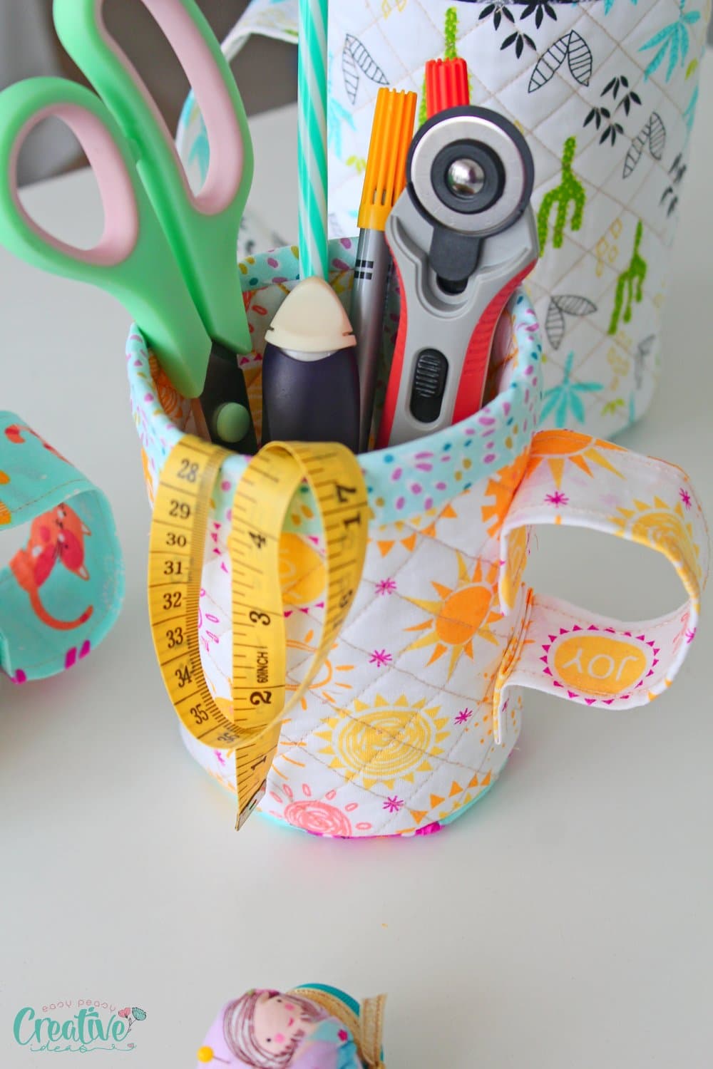 Quilted mugs