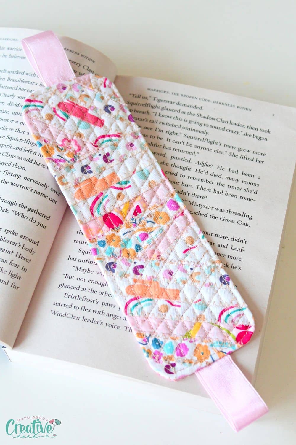 DIY fabric bookmark