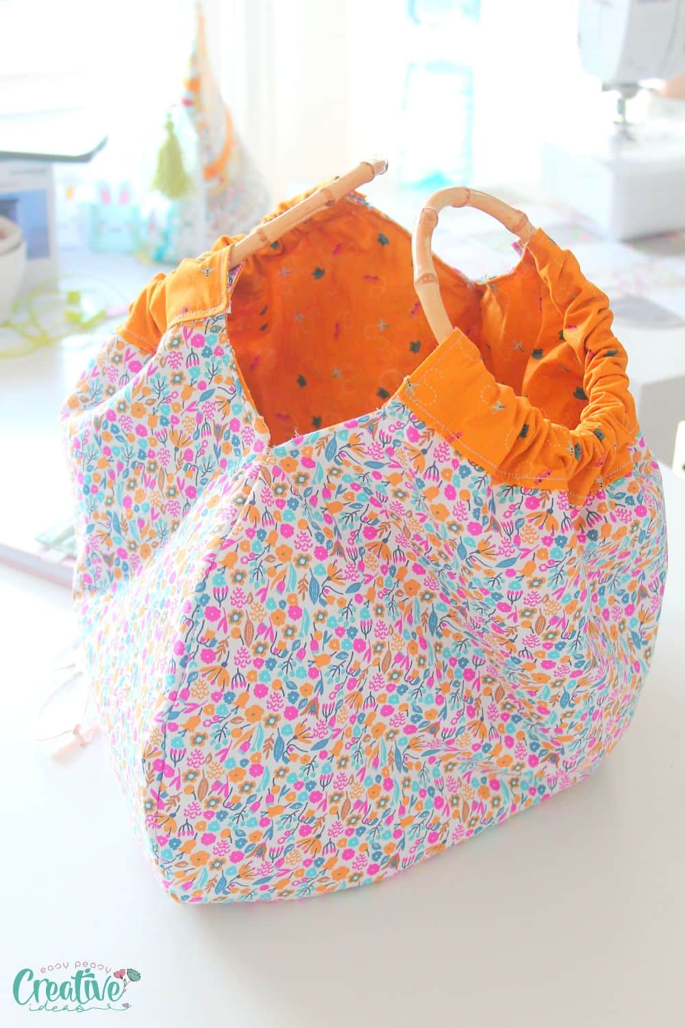 1 Yard Magic Hobo Bag Free Sewing Pattern