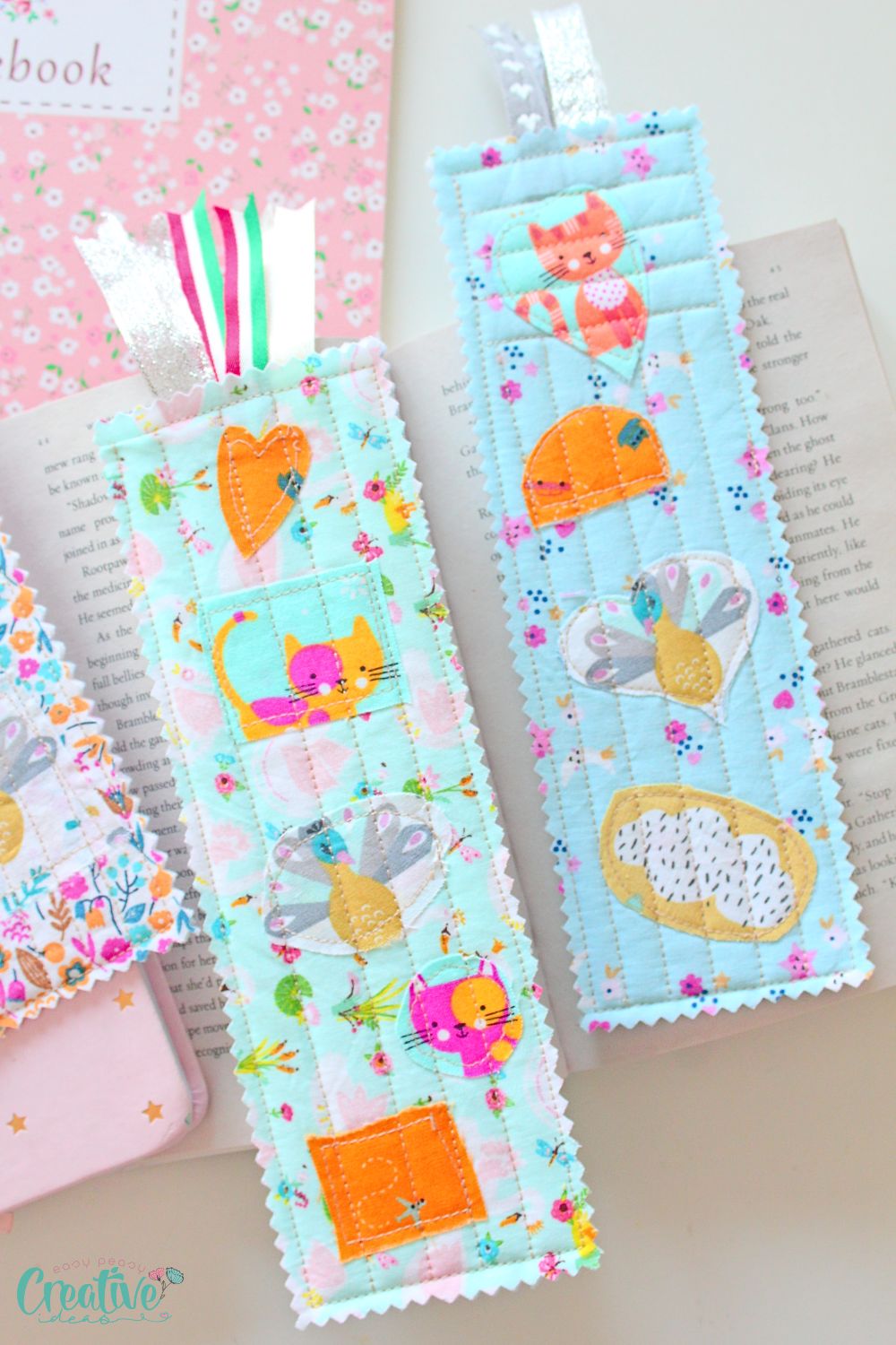 How to sew bookmarks