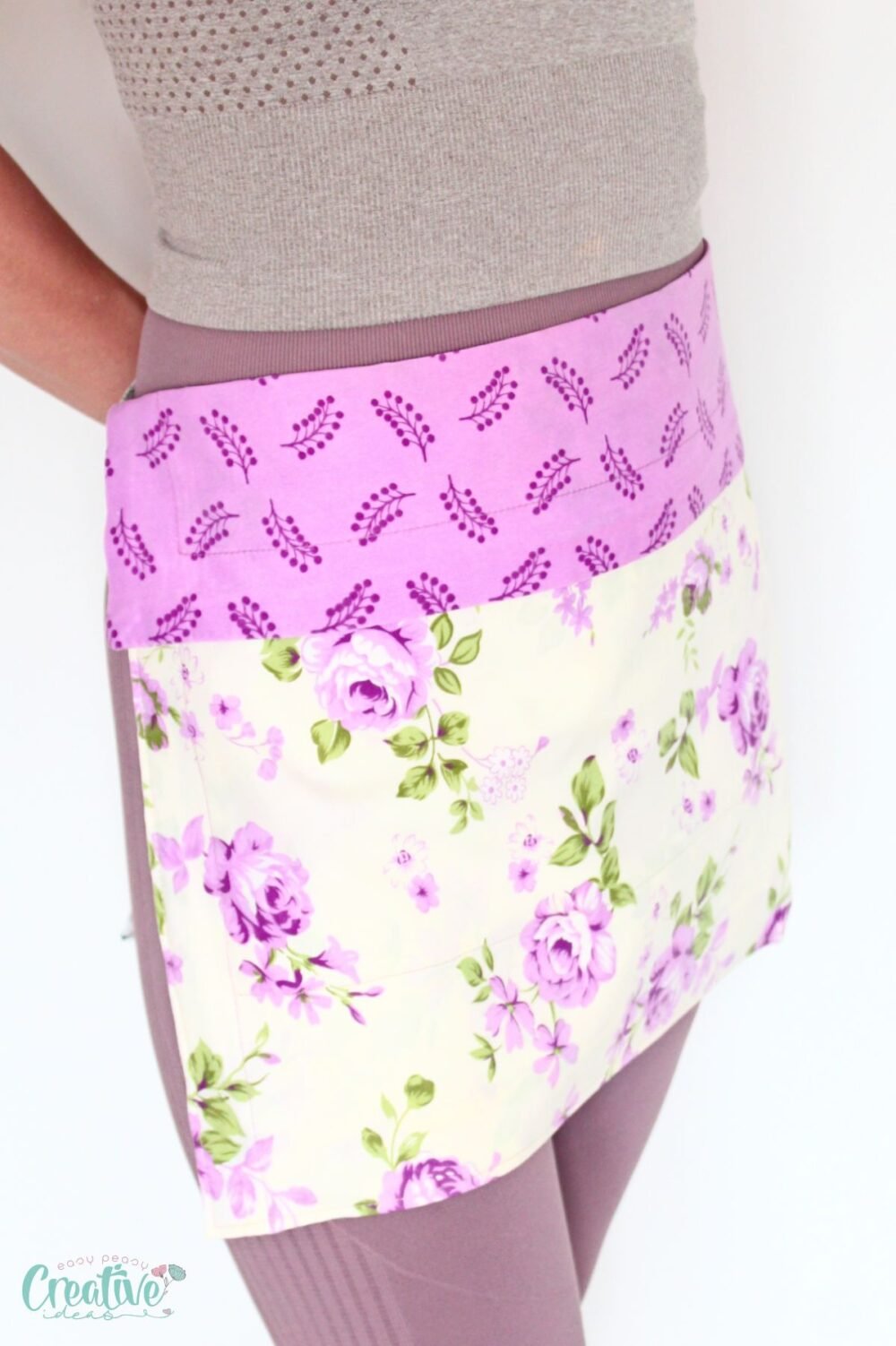 This straightforward easy to sew apron is ideal for those who enjoy sewing and look for a quick, satisfying endeavor.