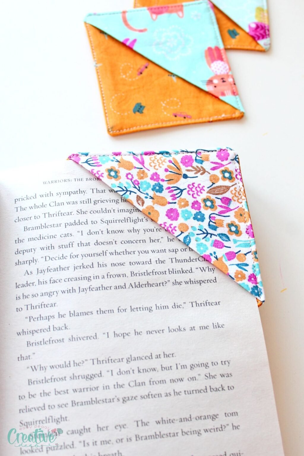 How to Make Corner Bookmarks with Scraps - Easy Peasy Creative Ideas