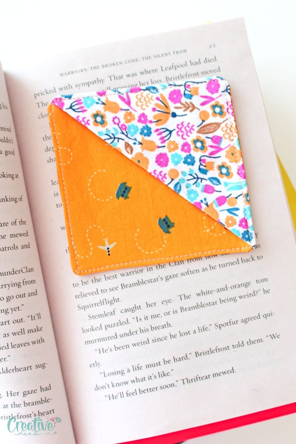 A step-by-step sewing tutorial for fabric corner bookmarks, perfect for book lovers and craft enthusiasts. Learn how to make these cute and handy bookmarks using fabric scraps.