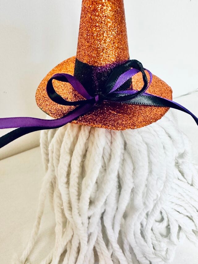 Spooky cute mop ghost craft Easy Peasy Creative Ideas