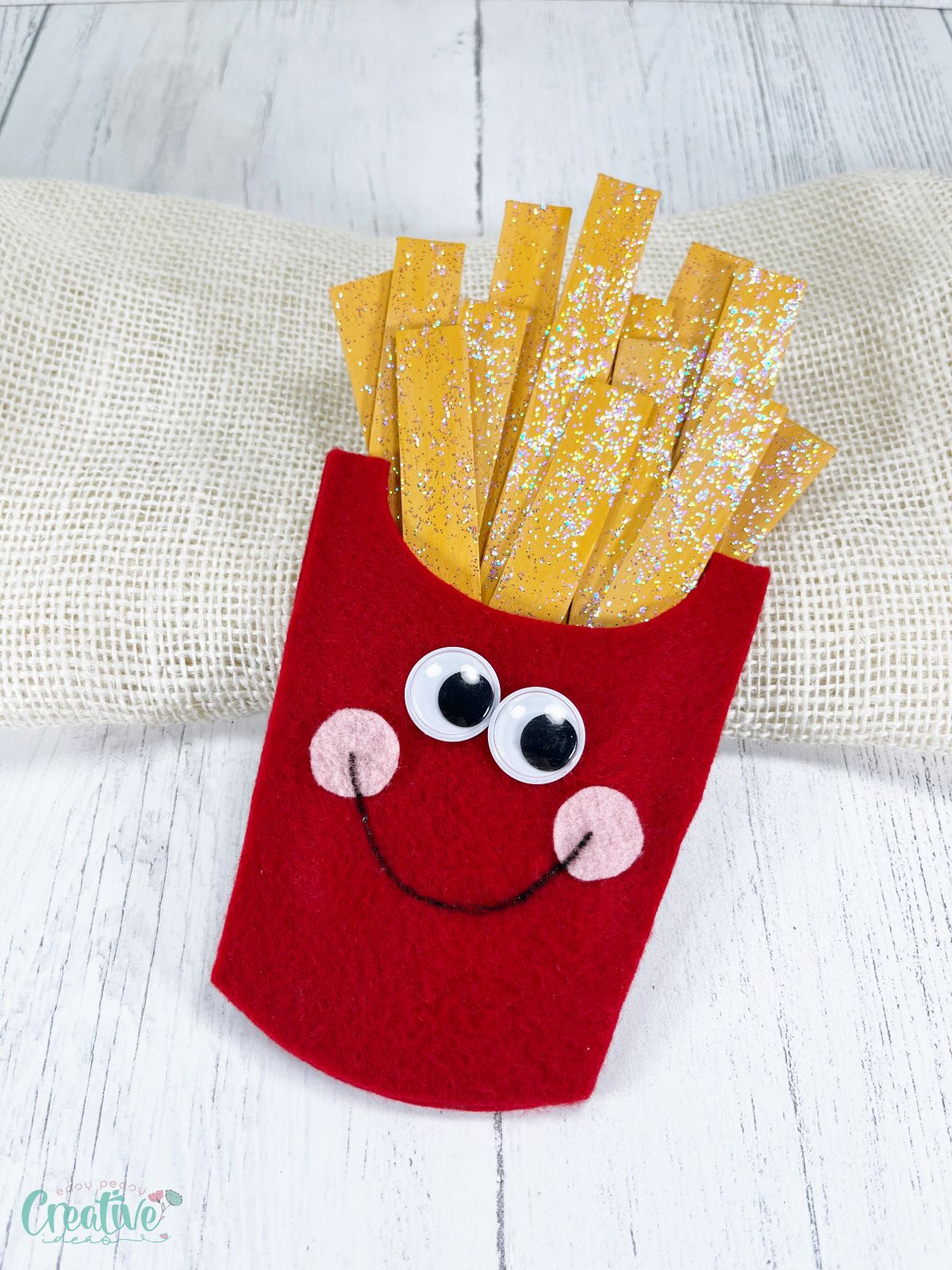 This craft sticks French fries is not just adorable but also super easy to make.